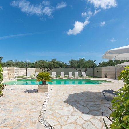 Eleni'S Family Villa Лаганас Екстериор снимка