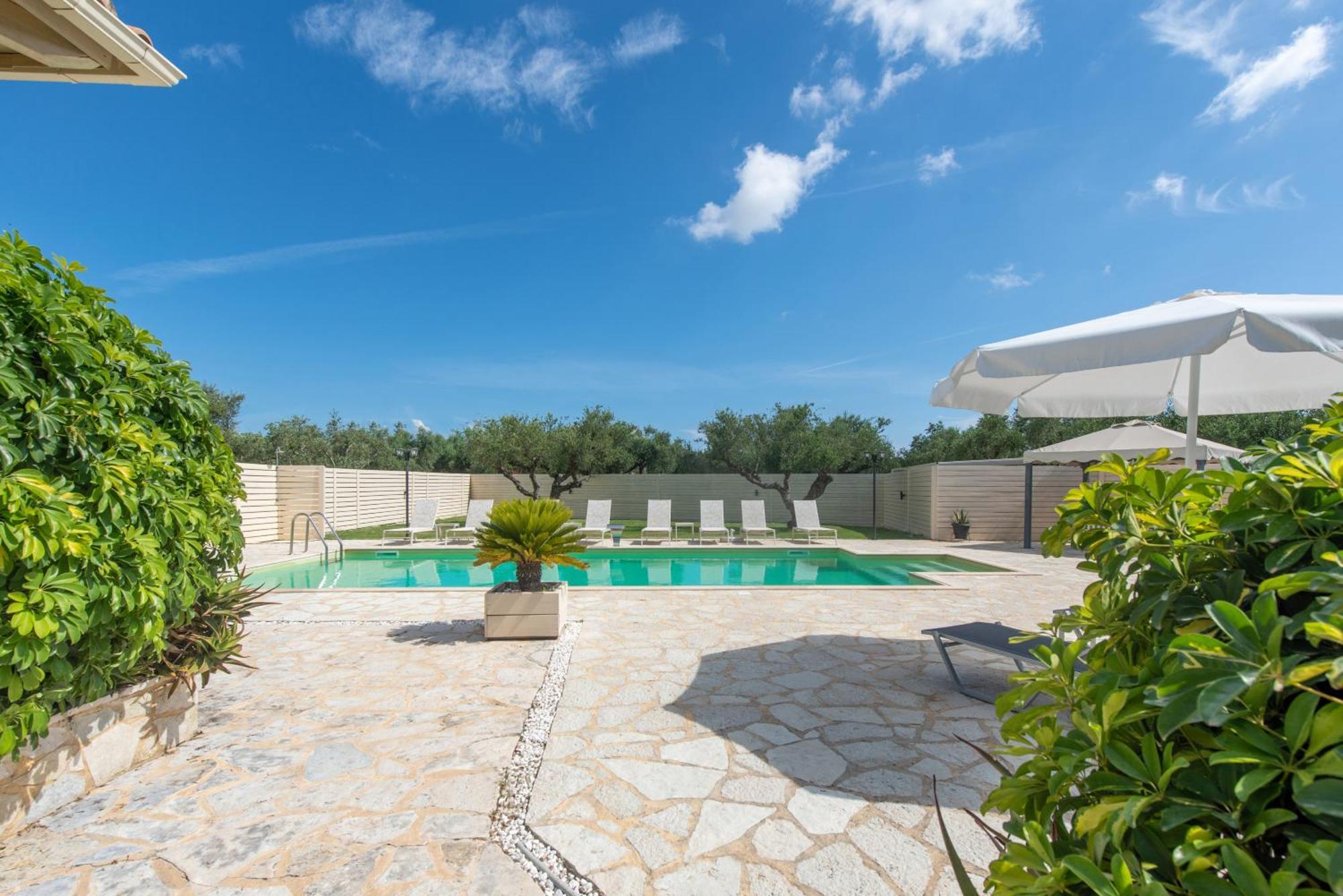 Eleni'S Family Villa Лаганас Екстериор снимка
