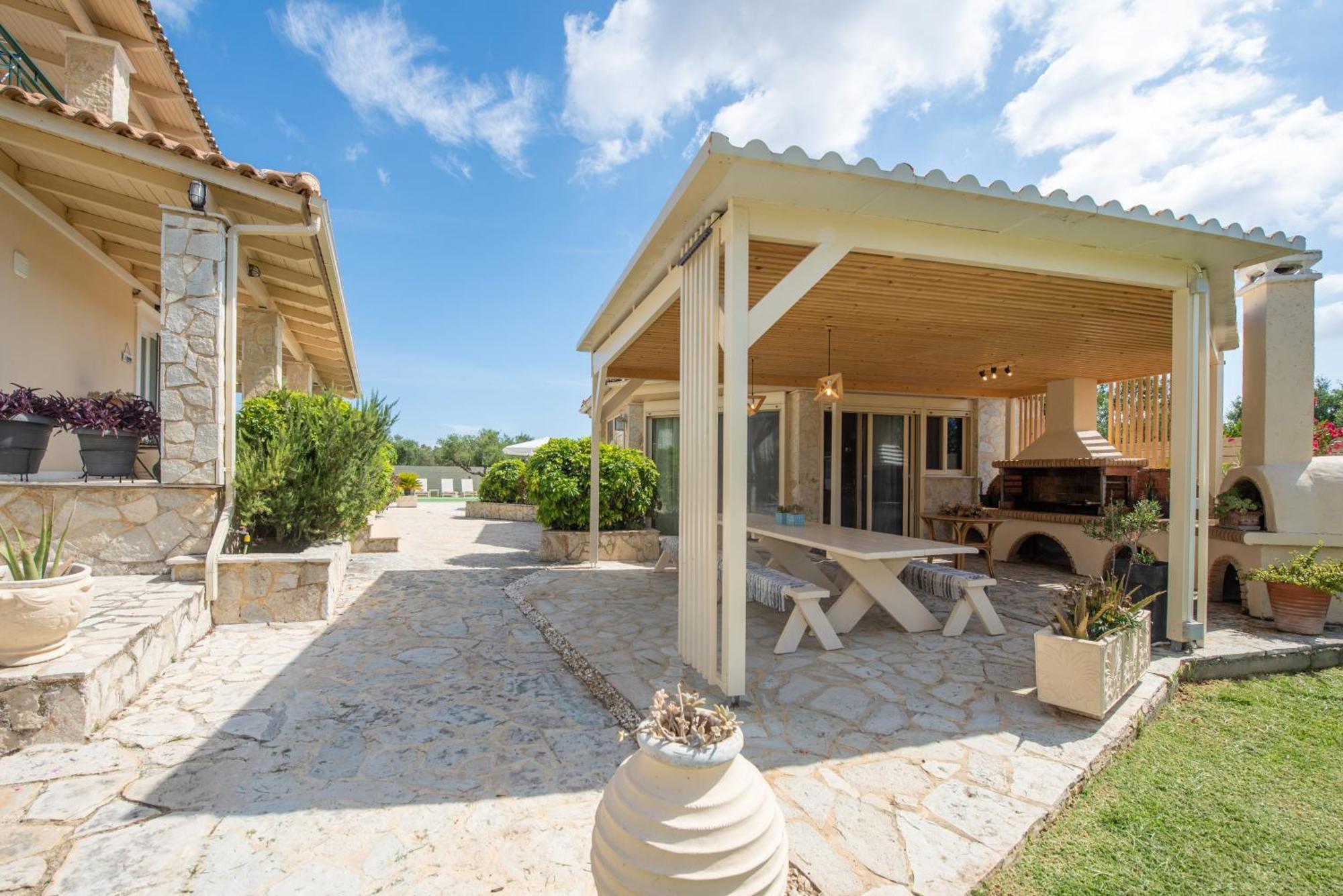 Eleni'S Family Villa Лаганас Екстериор снимка