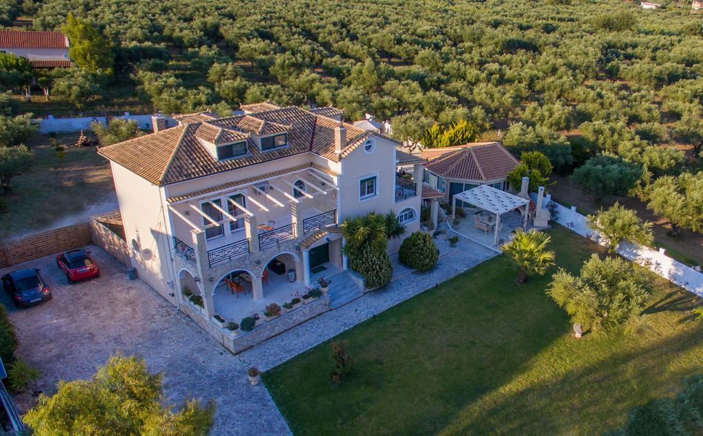 Eleni'S Family Villa Лаганас Екстериор снимка